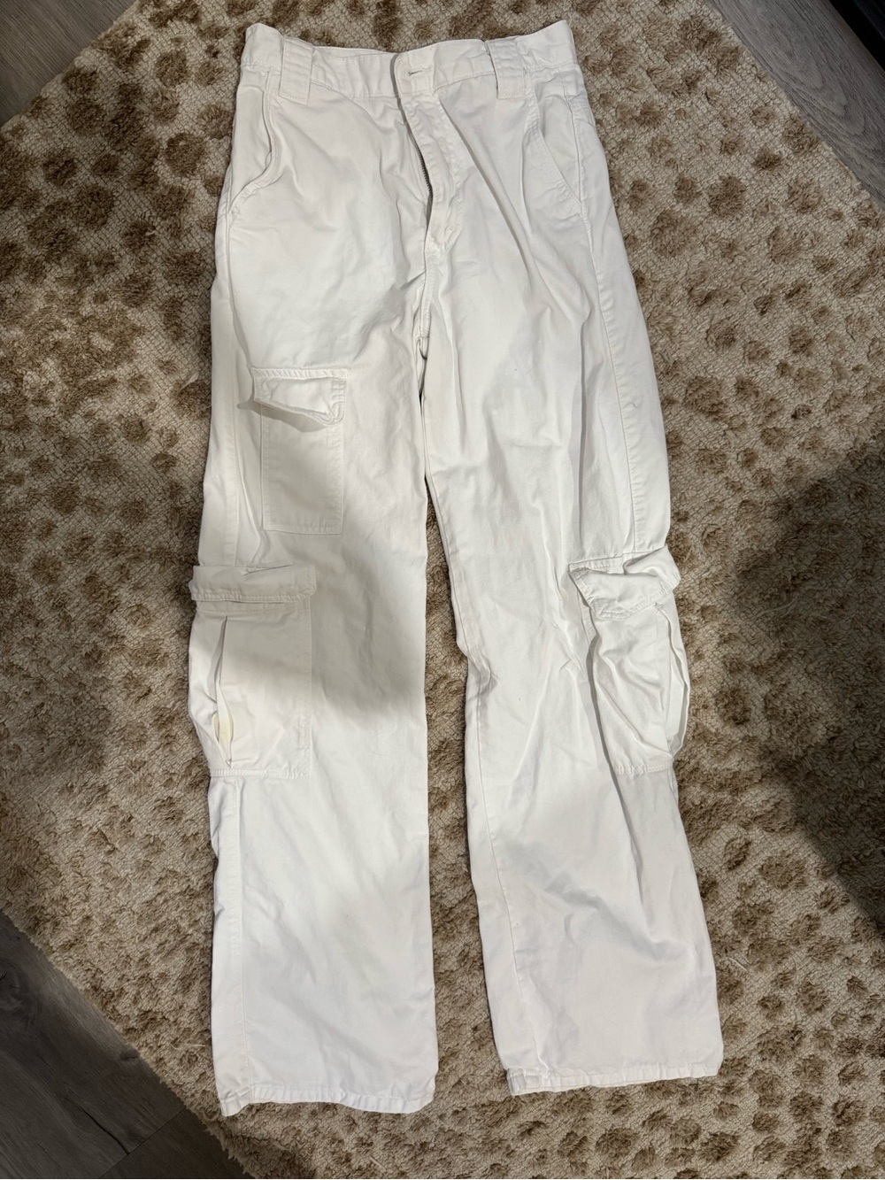 Zara White Wide-Leg Cargo Trousers - Picture 2 of 4
